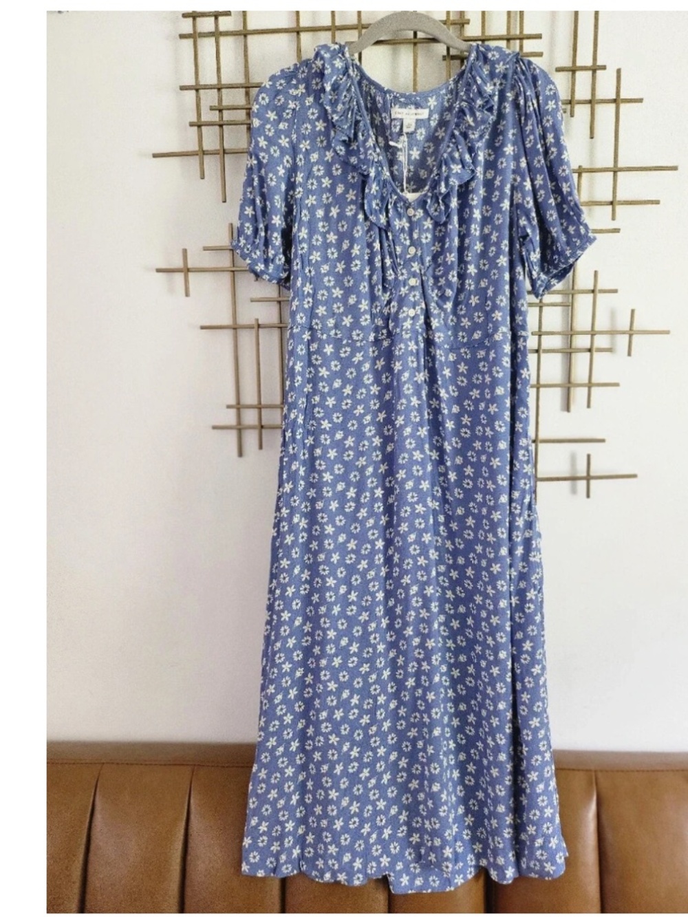 Free Assembly Light Blue White Floral L Large Dress V Neck Ruffle Neckline NEW